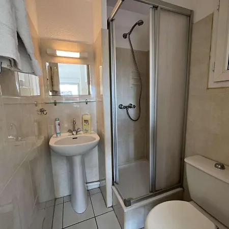 2 Pieces Avec Piscine, Parking, Proche Commerces - - Fr-1-387-188 * 마르세이앙